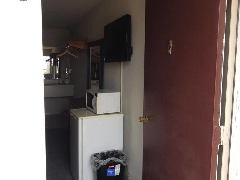 Albany Inn & Rv Campground Extérieur photo